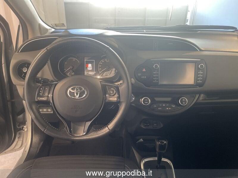 Toyota Yaris III 2017 5p Benzina 5p 1.5h Active Plus