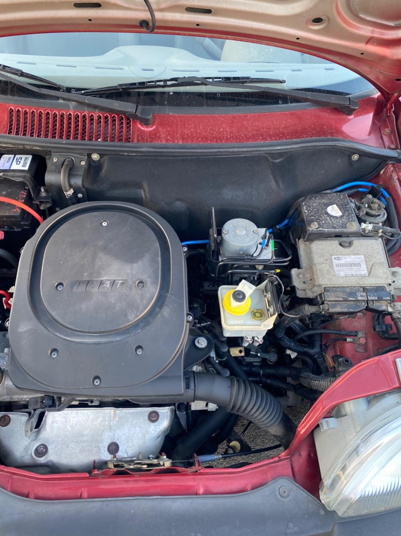 Fiat 600 1.1 Benzina Anno 2006 TAGLIANDATA