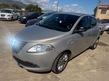 Lancia Ypsilon 1.3 MJT 75 CV Platinum