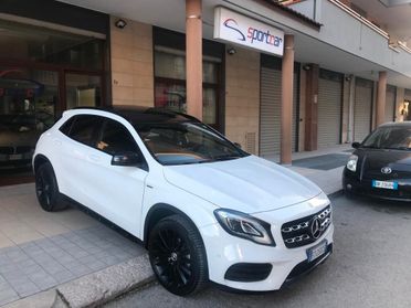 Mercede GLA 220 d 136cv 7GTRON PREMIUM PLUS AMG EDITION TETTO PELLE NAVY 19