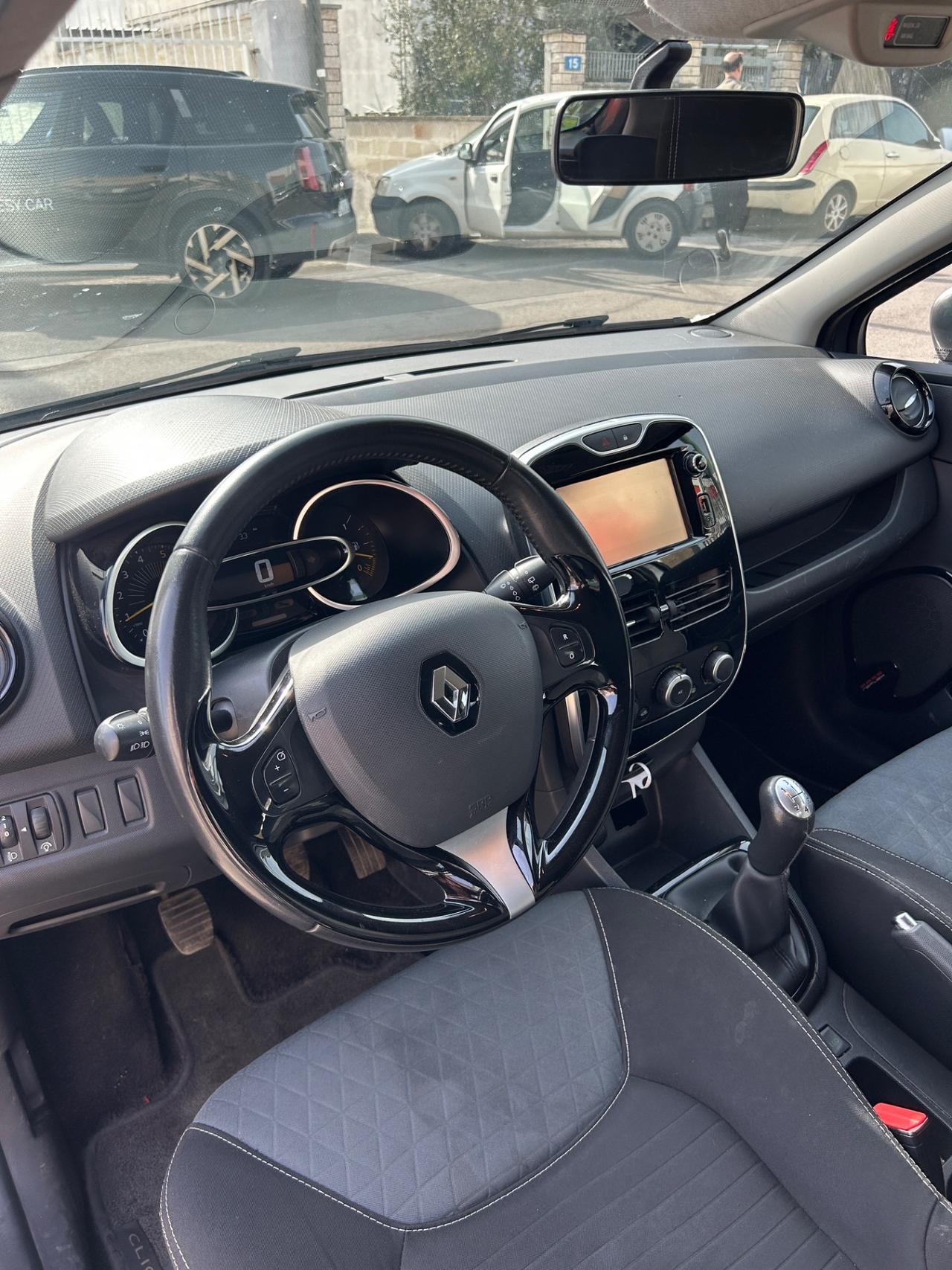 Renault Clio 1.5 75CV-2015-NAVI/16"