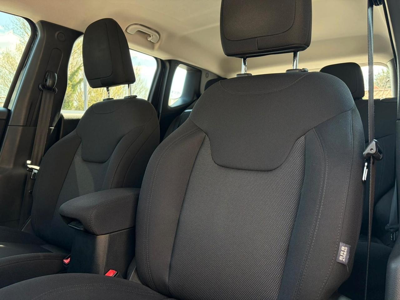 Jeep Renegade 1.3 T4 DDCT Limited