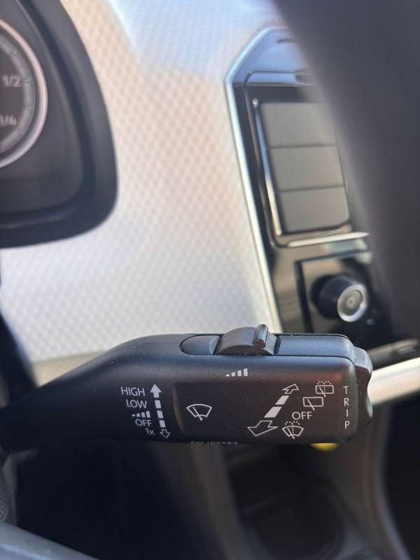 Volkswagen up! 1.0 44kW move up!