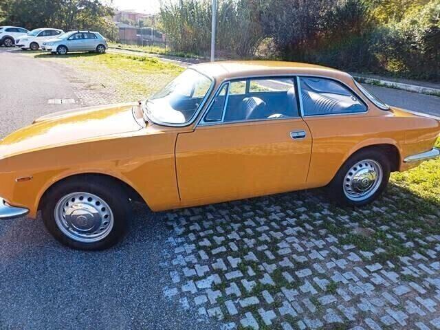 Alfa Romeo GT 1300