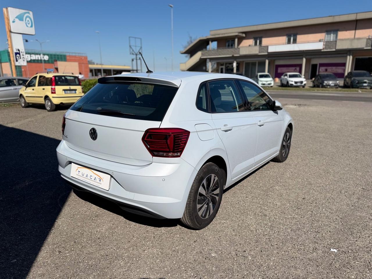 Volkswagen Polo Comfortline 1.6 TDI #10174