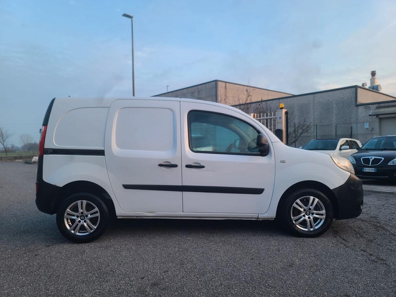 Renault Kangoo 1.5 dCi 75CV E5 FAP