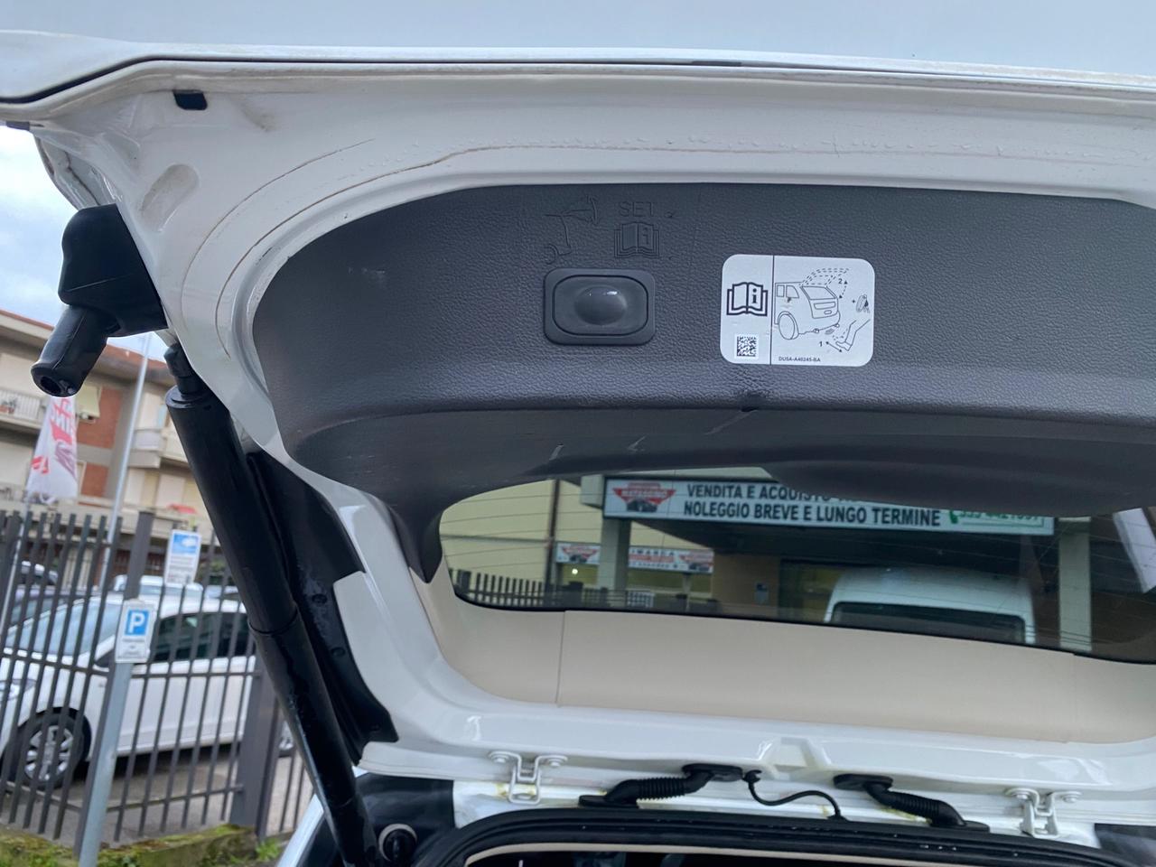 Ford Kuga 2.0 TDCI 150 CV S&S 4WD Powershift ST-Line Business