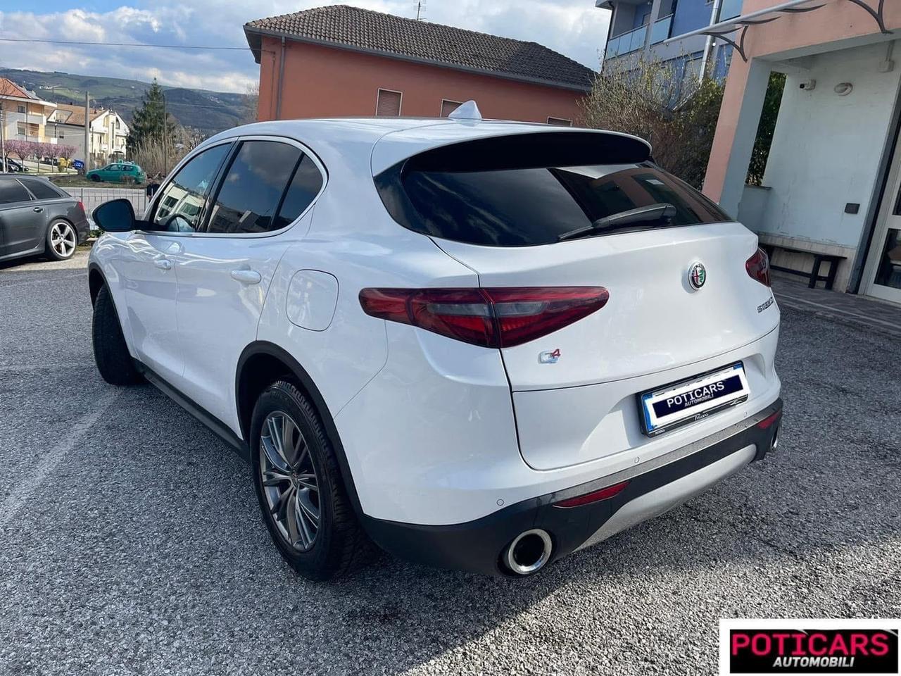 Alfa Romeo Stelvio 2.2 Turbodiesel 210 CV AT8 Q4 Executive