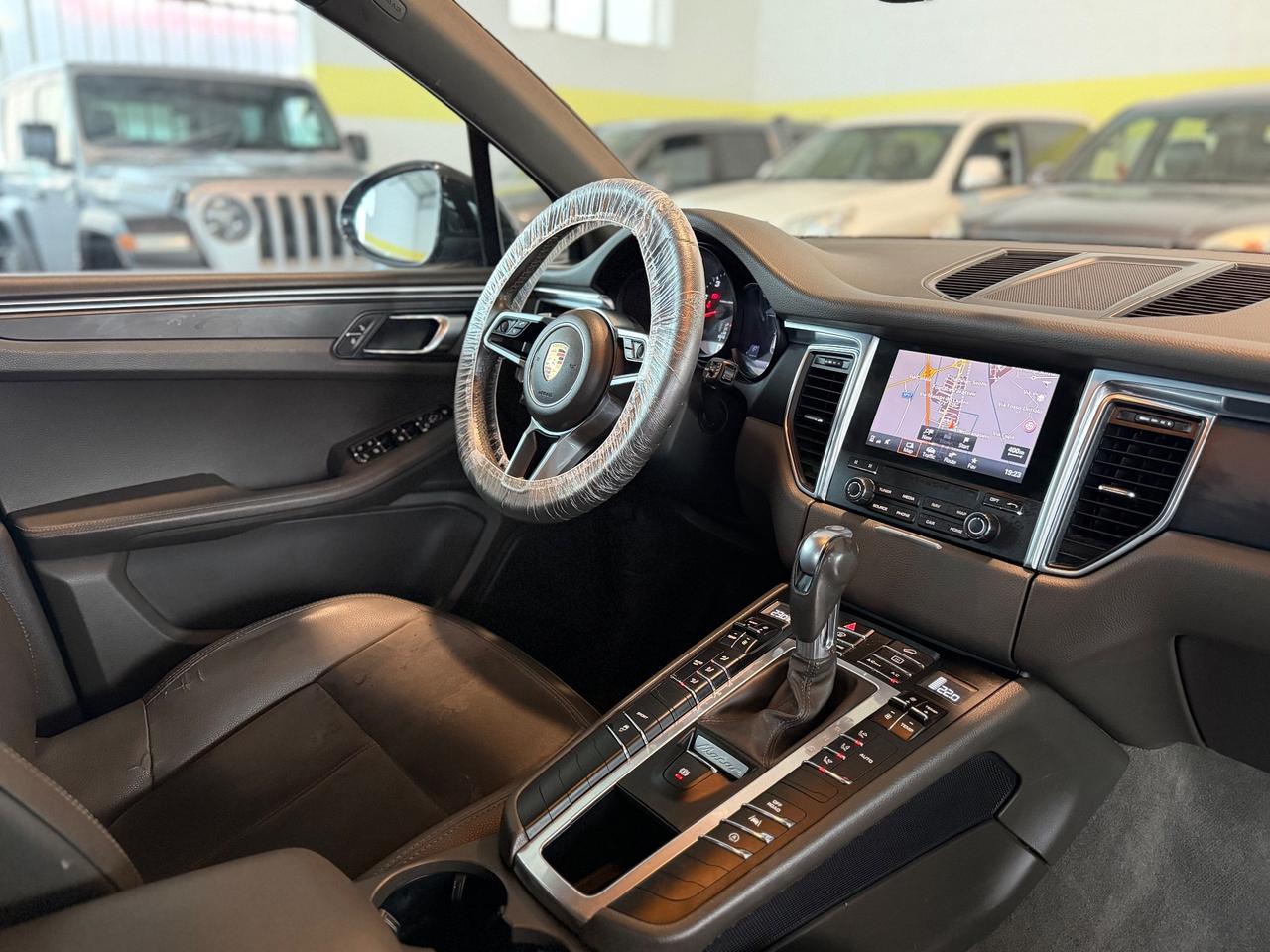 Porsche Macan 2.0 Benz 252CV Platnium 2017