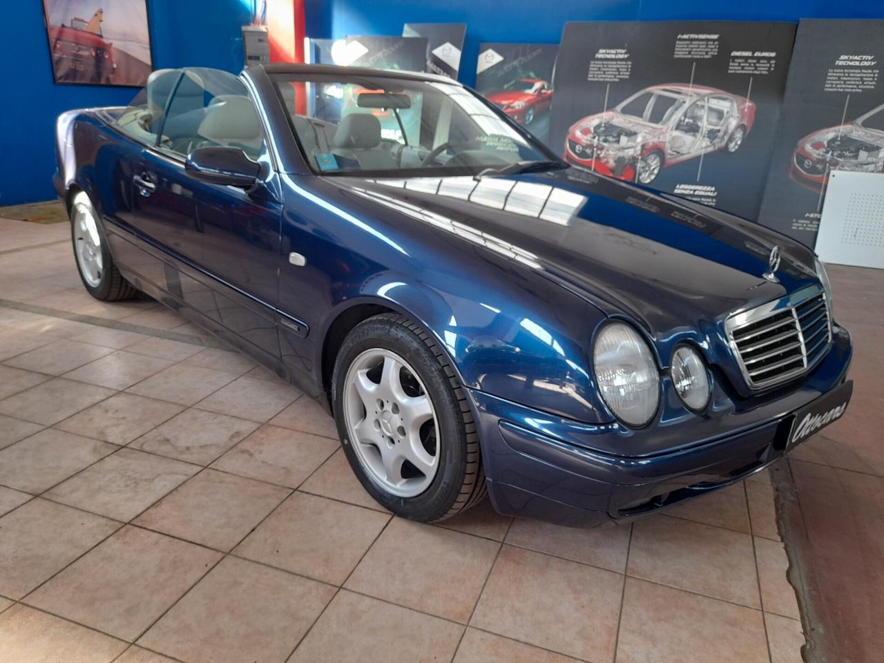 Mercedes-benz CLK 200 cat Cabriolet Elegance