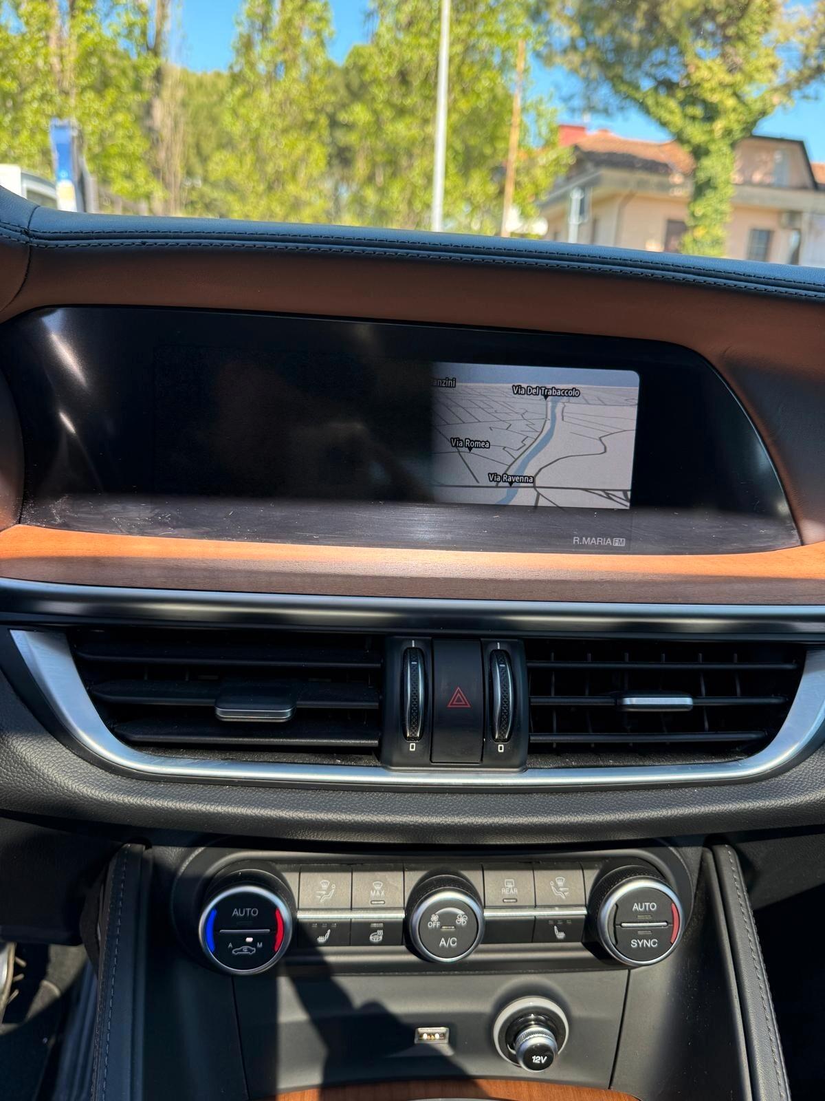 Alfa Romeo Stelvio 2.0 Turbo 200 CV AT8 Q4 Executive NESSUN VINCOLO