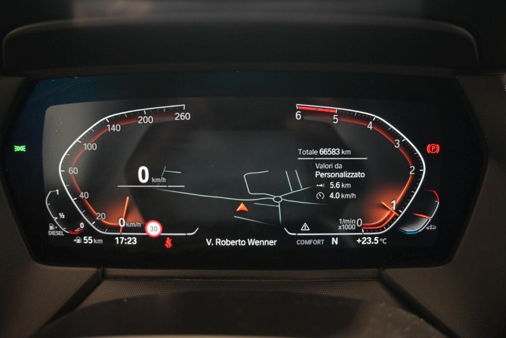 BMW 116D 115CV 6M. SPORT LINE ( FARI LED - BMW DIGITAL COCKPIT - HEAD-UP DISPLAY - TETTO PANORAMICO APR. - AMBIENT LIGHTS - SPORT INTERIOR - CRUISE - NAVI - MIRROR - PARK ASSISTANT - TELECAMERA POST. - CERCHI 17 )
