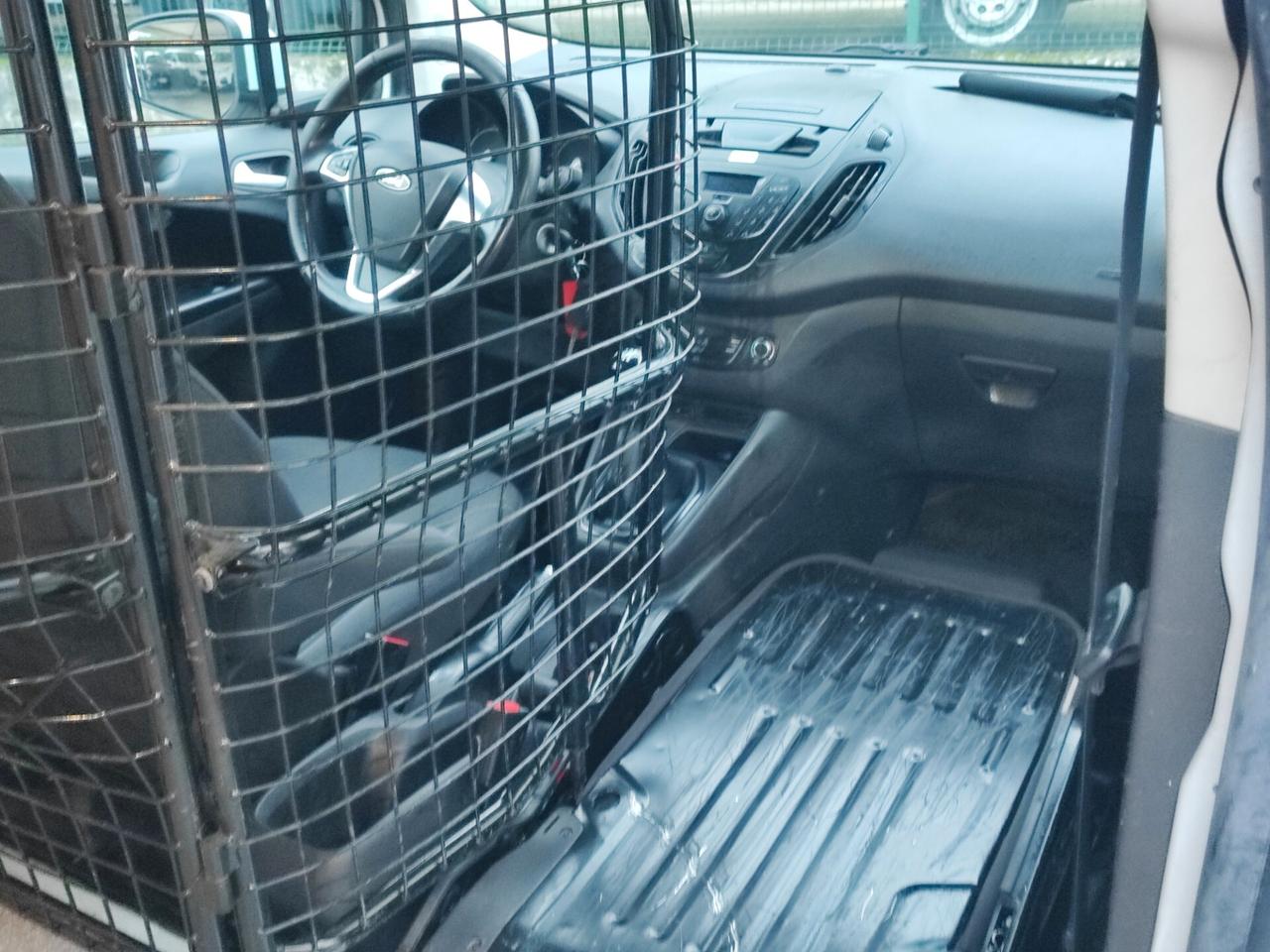 Ford Courier Tdci Euro 6 KM 143.000 IVA COMPRESA