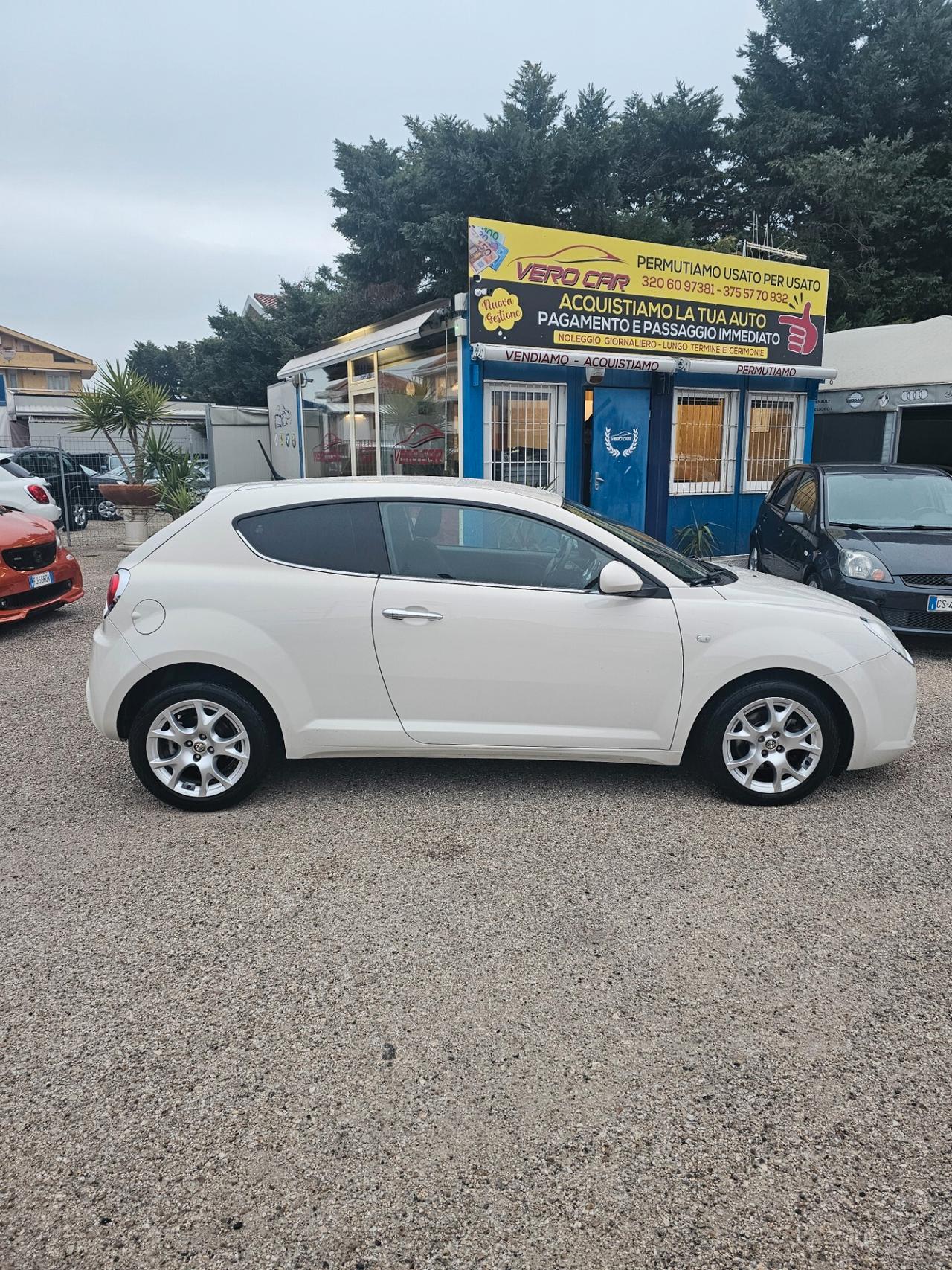 Alfa Romeo MiTo 1.3 JTDm-2 95 CV S&S Distinctive Premium Pack