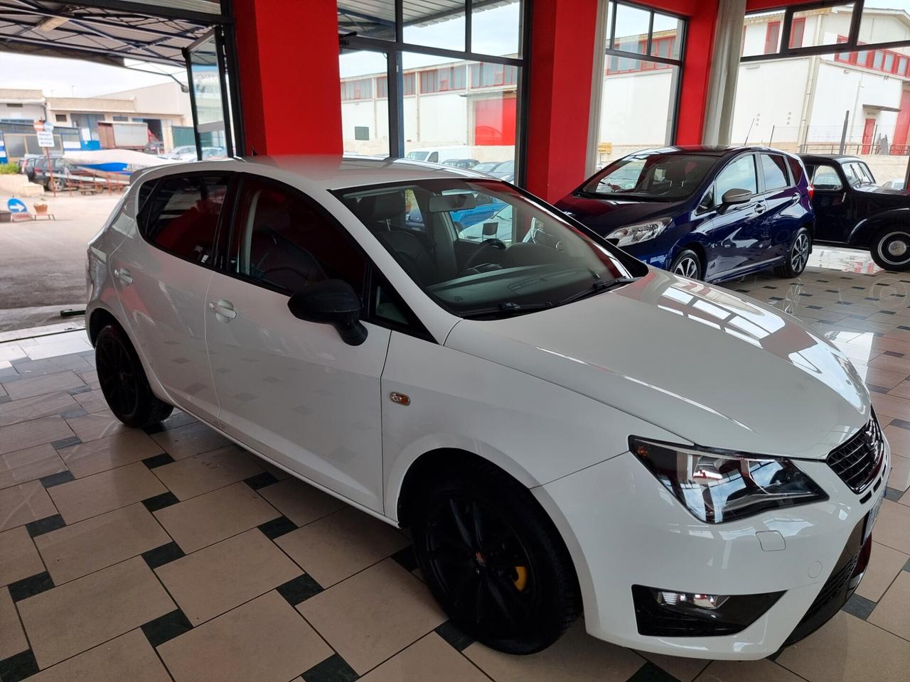 Seat Ibiza 1.0 75 CV 5p. Business High