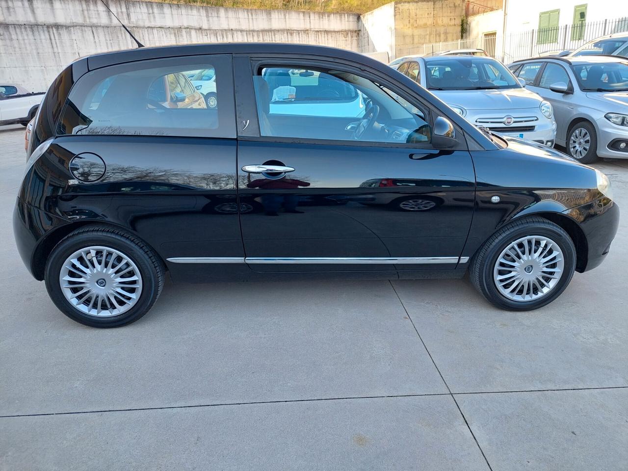 Lancia Ypsilon 1.2 Benzina 60cv 3porte