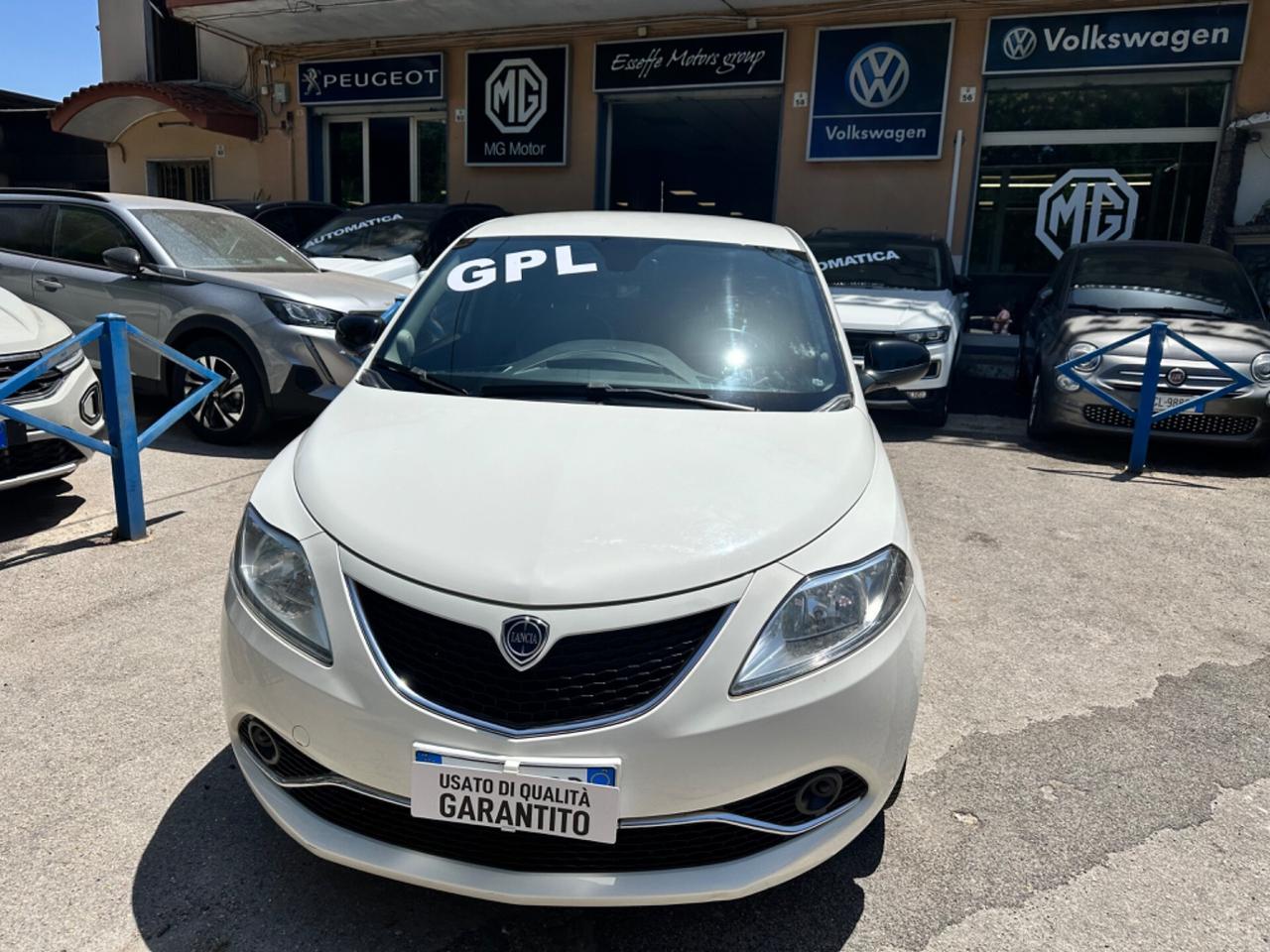 Lancia Ypsilon 1.2 69 CV 5 porte GPL Ecochic Gold