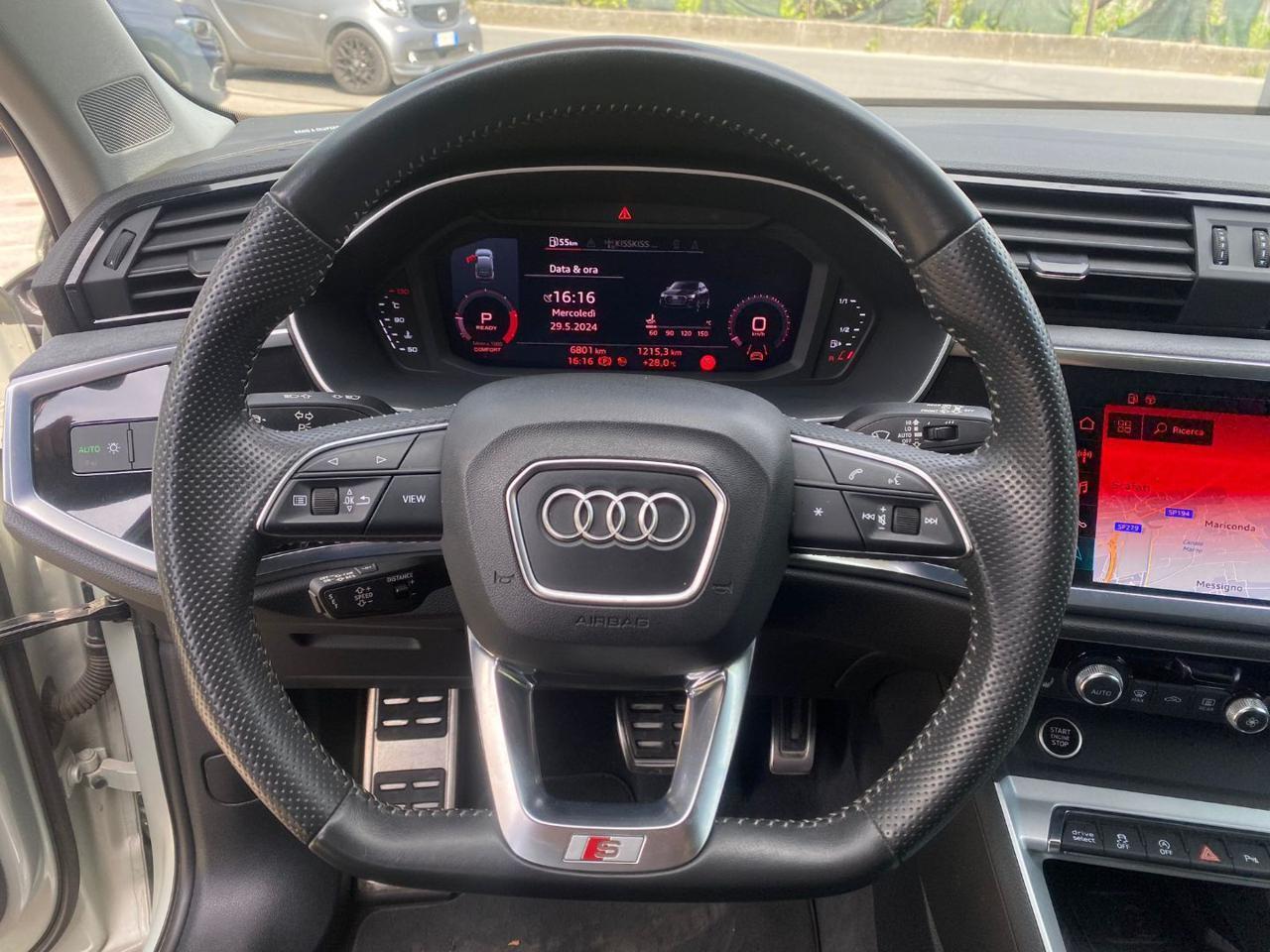 AUDI Q3 35 TDI