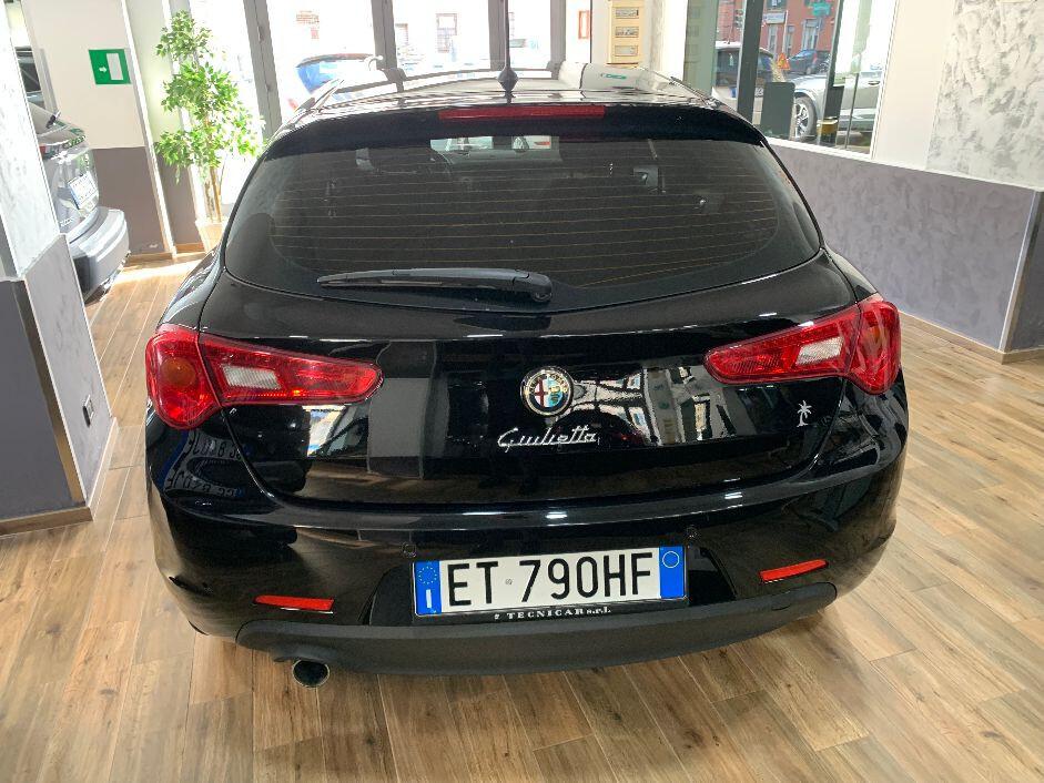 Alfa Romeo Giulietta 1.6 JTDm-2 105 CV Distinctive