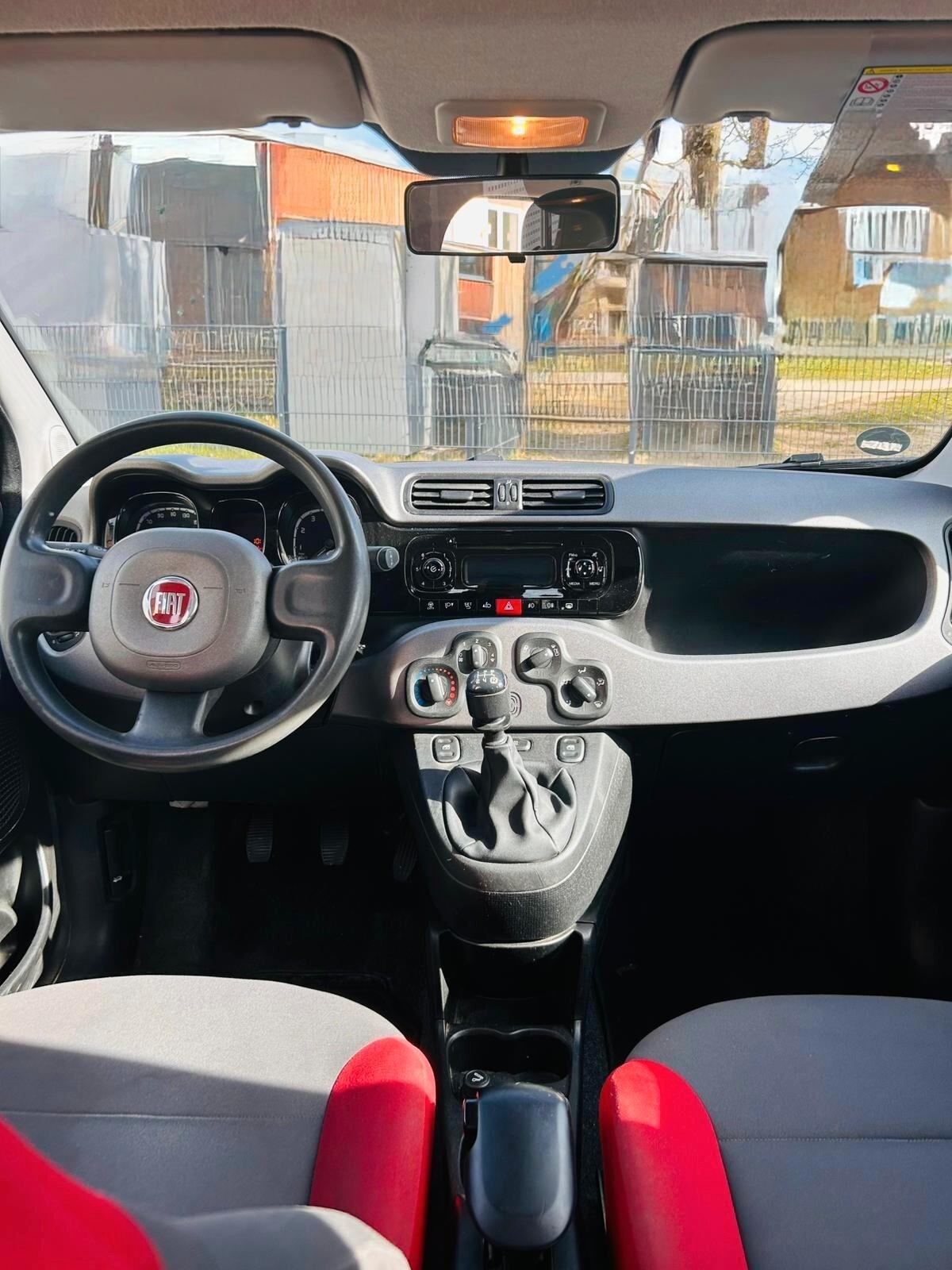 Fiat Panda 1.2 69CV Lounge 2013