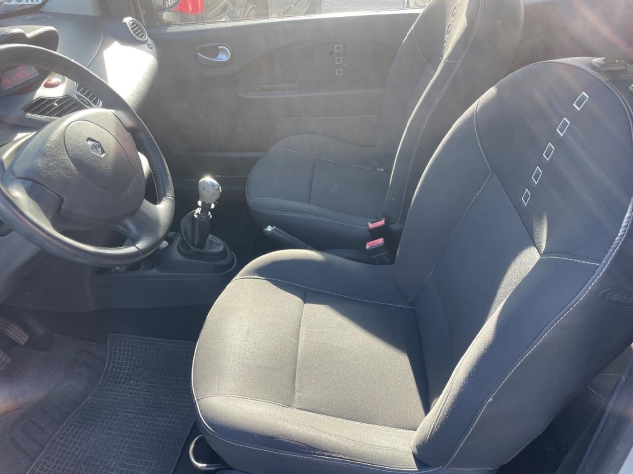 Renault Twingo 1.2 16V LEV SkyLight Benz/Gpl