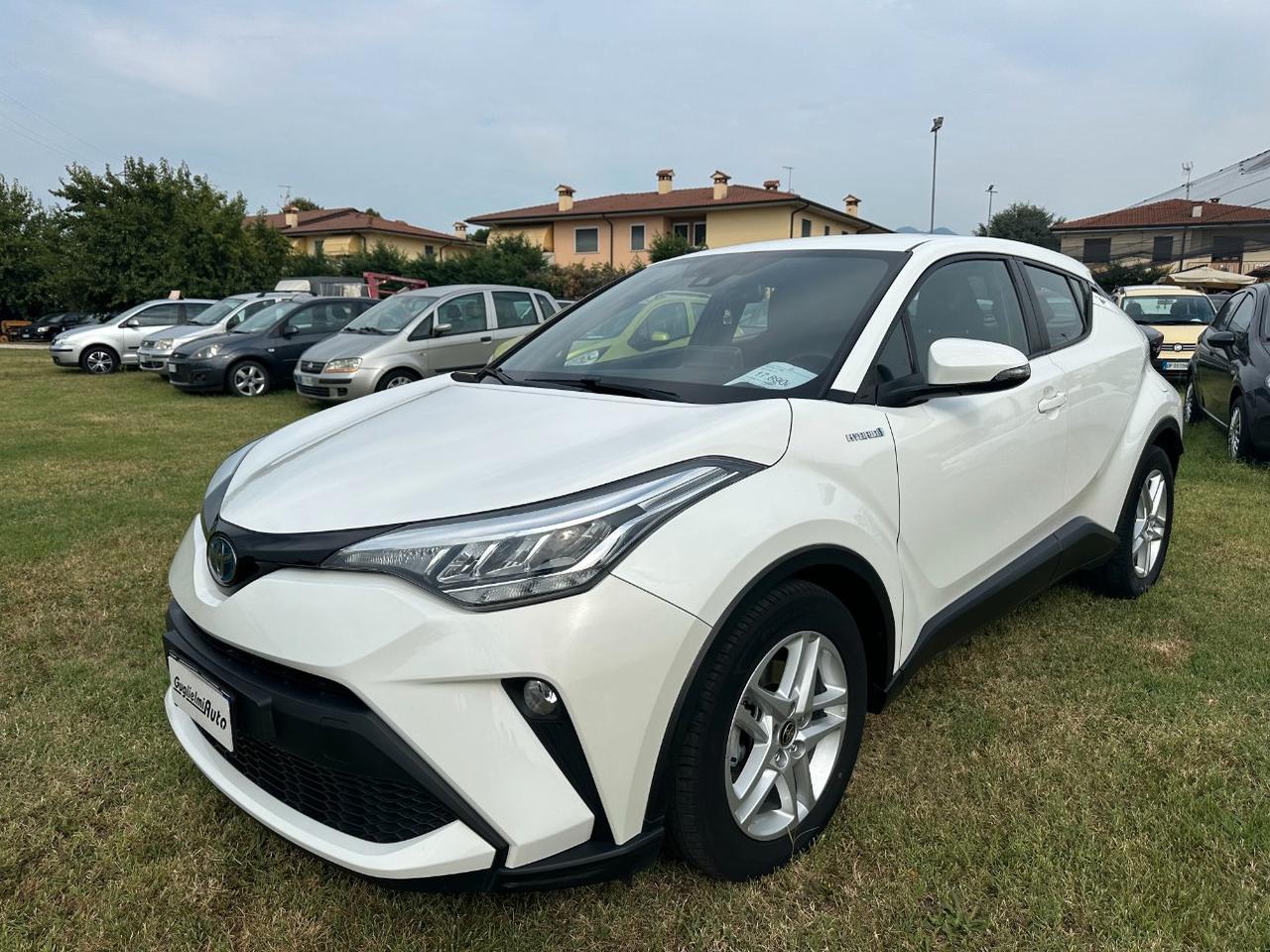 Toyota C-HR 1.8h Business e-cvt