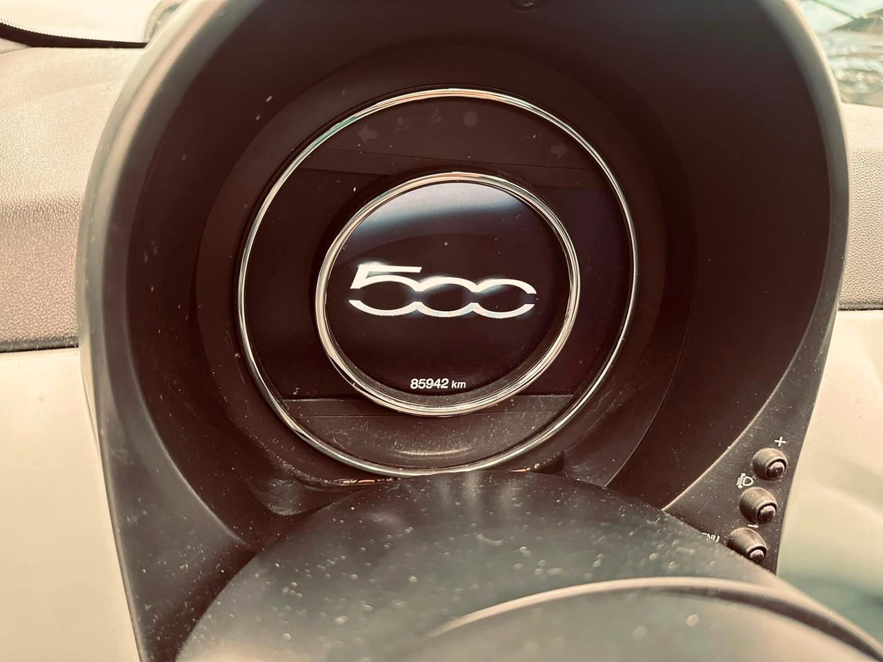 Fiat 500 C 1.0 Hybrid Launch Edition