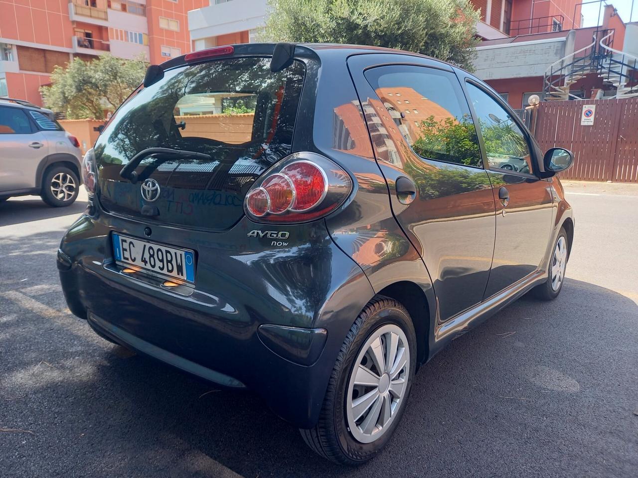 Toyota Aygo 58.000KM ORIGINALI GARANZIA 12 MESI