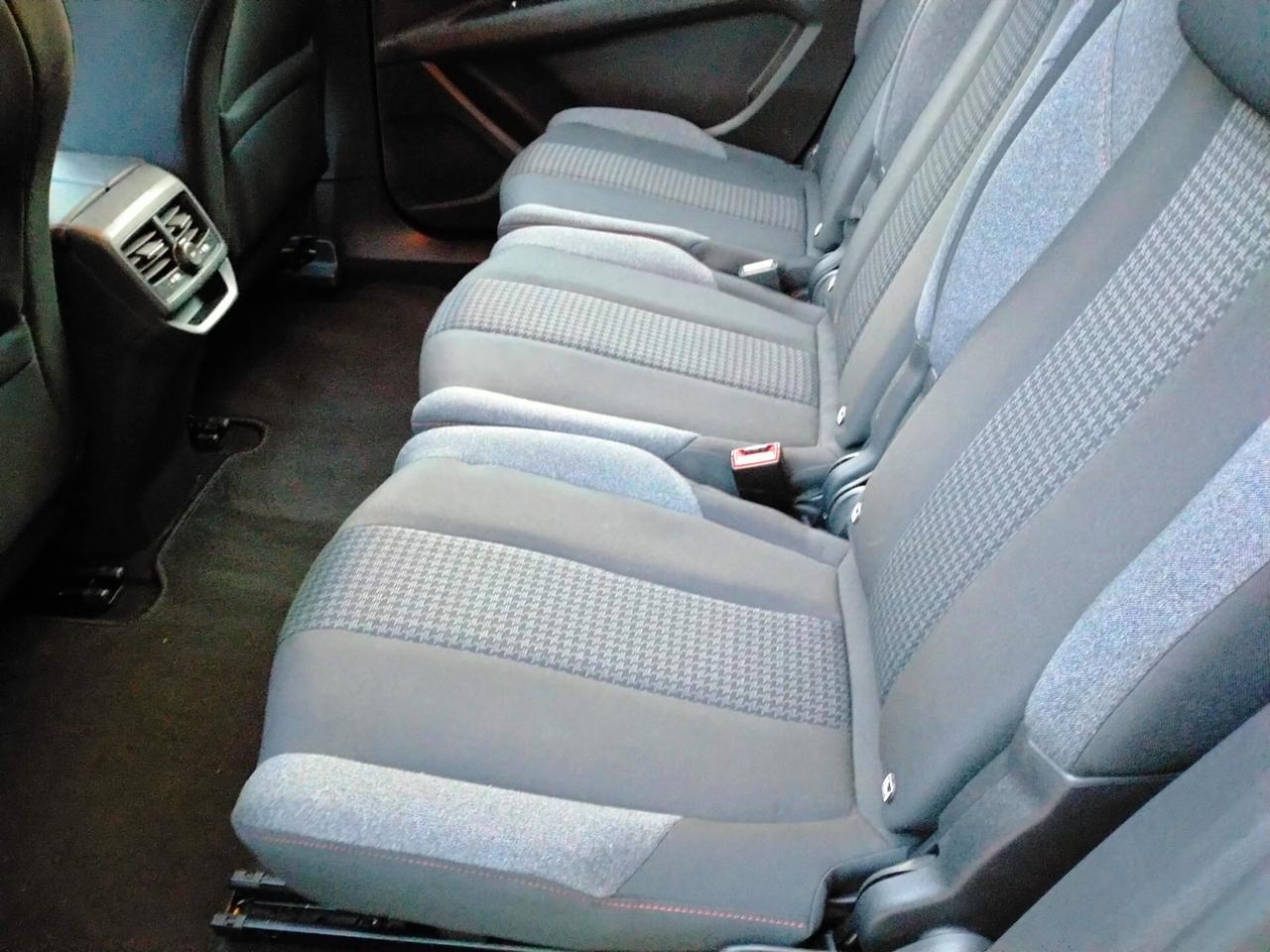 Peugeot 5008 1.5 BLUEHDI 130CV S&S EAT8 AUTOM. NAVI MODEL YEAR '20