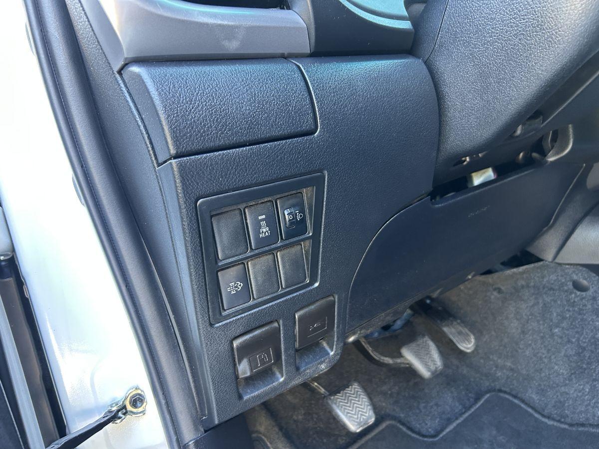 TOYOTA - Hilux 2.4 d-4d 4x4 EXECUTIVE TELECAMERA
