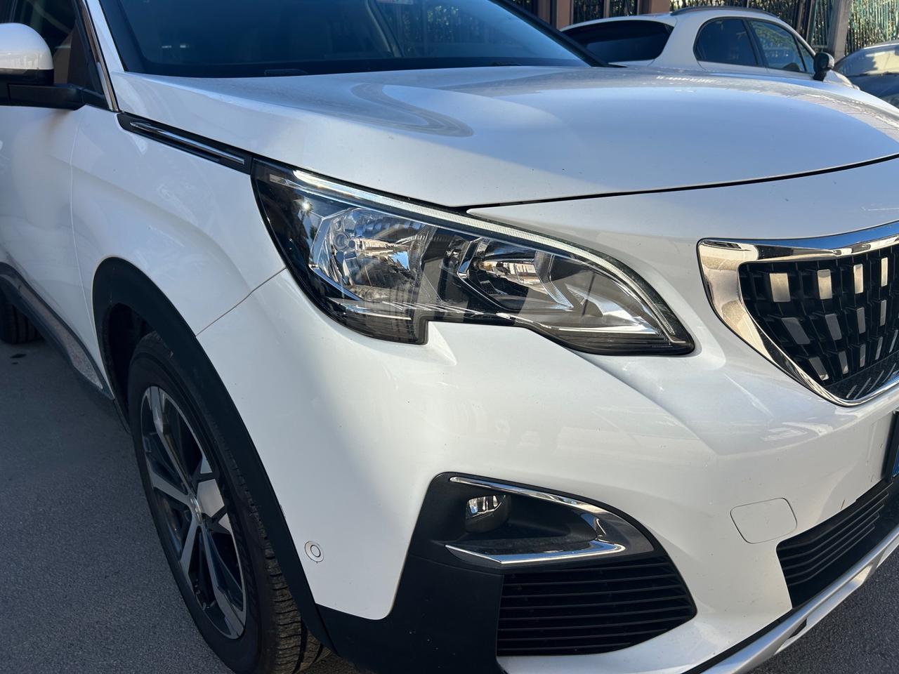Peugeot 3008 BlueHDi 120 S&S EAT6 Allure
