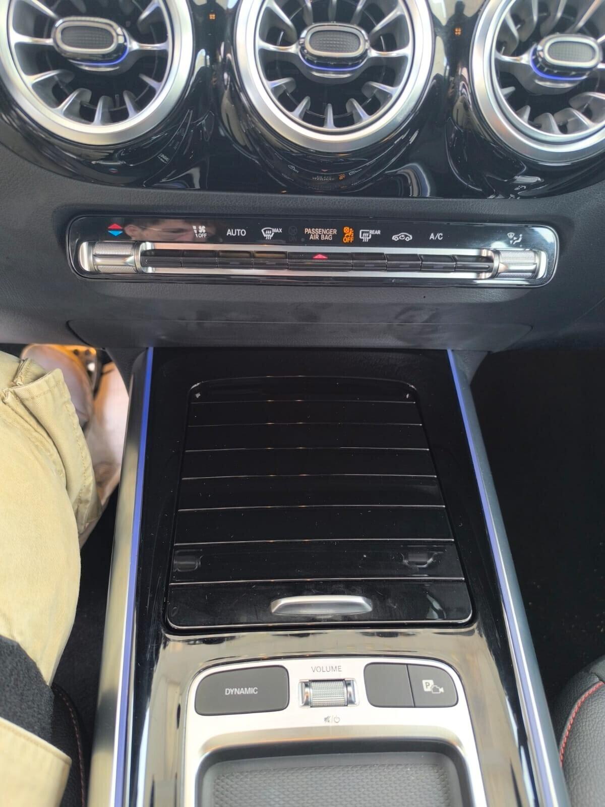 Mercedes GLA 200d 2.0CC 150CV Automatic Executive 2023