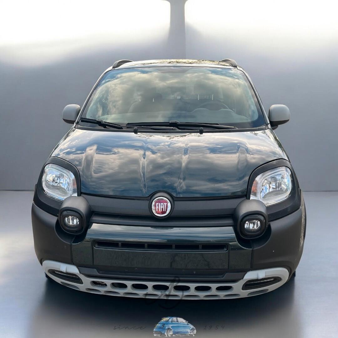 Fiat Panda 1.0 FireFly S&S Hybrid Garmin