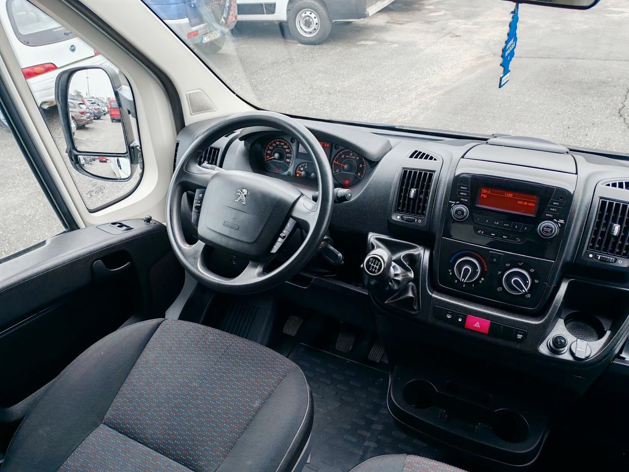 Peugeot Boxer 35 2.2 BlueHDi 140 S&S PLM-TA BOXATO