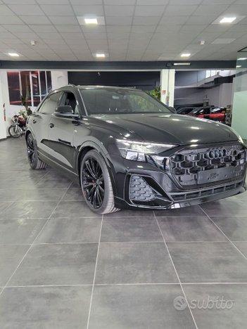 AUDI Q8 50 TDI SLINE KM 0