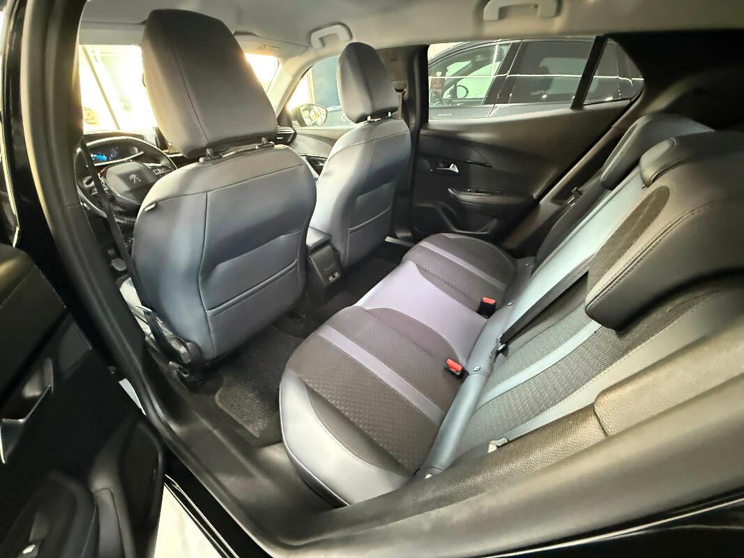 Peugeot 2008 PEUGEOT 2008 Allure 1.2 130 CV