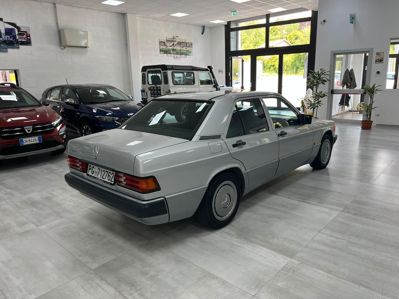 Mercedes-Benz 190 1.8 E 109cv