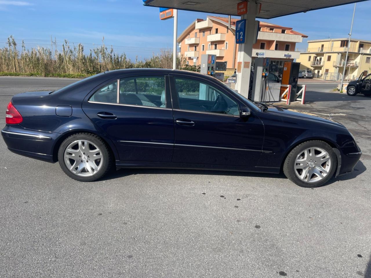 Mercedes-benz E 270 CDI cat Avantgarde