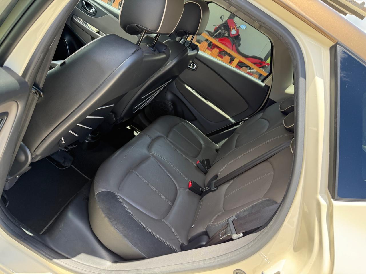 Renault Captur 1.5 dCi 8V 110 CV Start&Stop Iconic