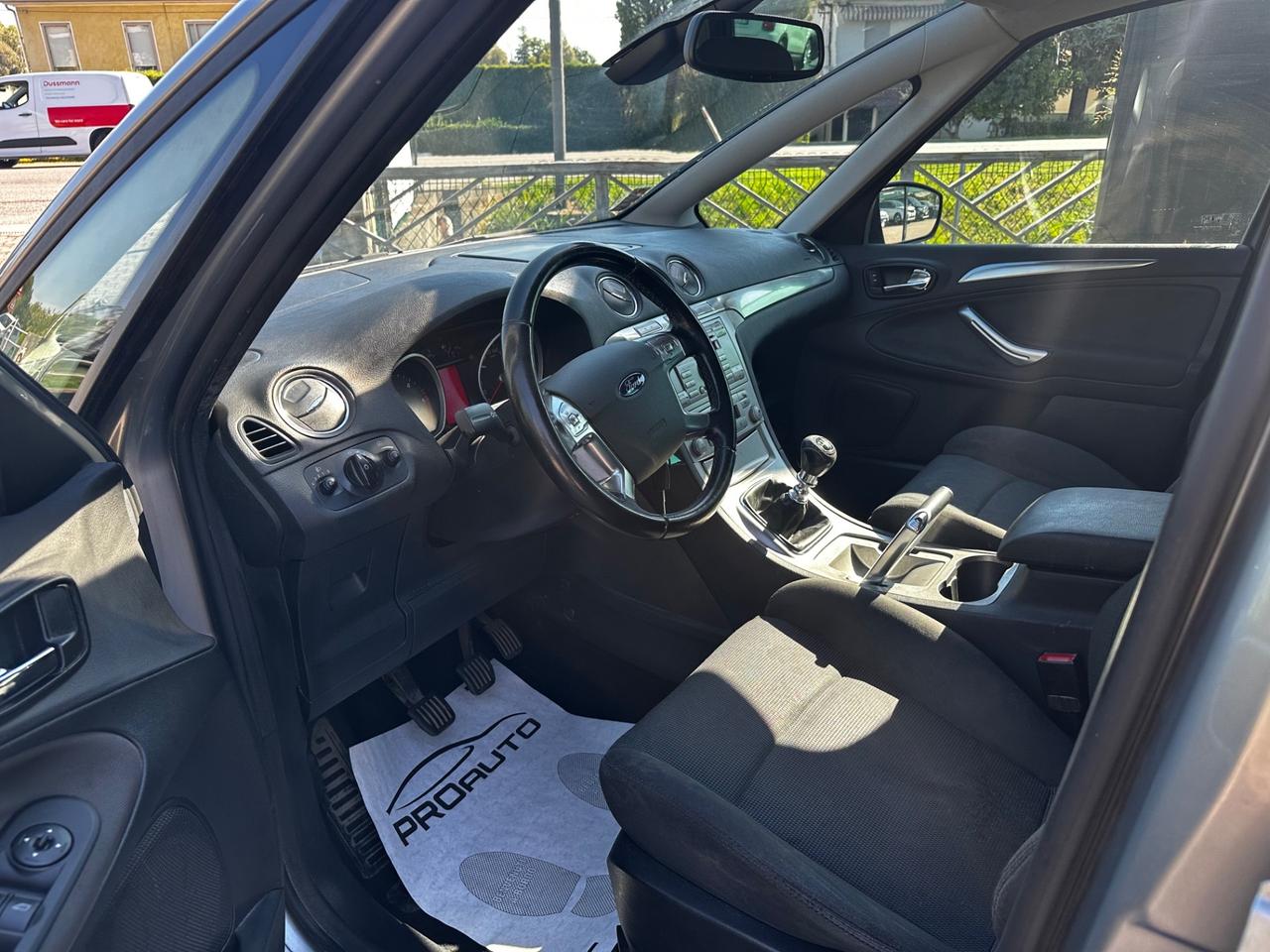 Ford S-Max 1.8 TDCi 125CV Titanium 7 POSTI