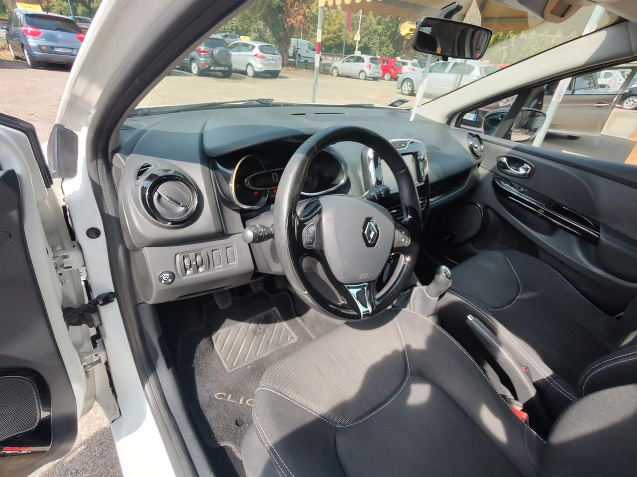Renault Clio 1.2 75CV GPL 5 porte Live, BENZINA\GPL, OK NEOPATENTATI