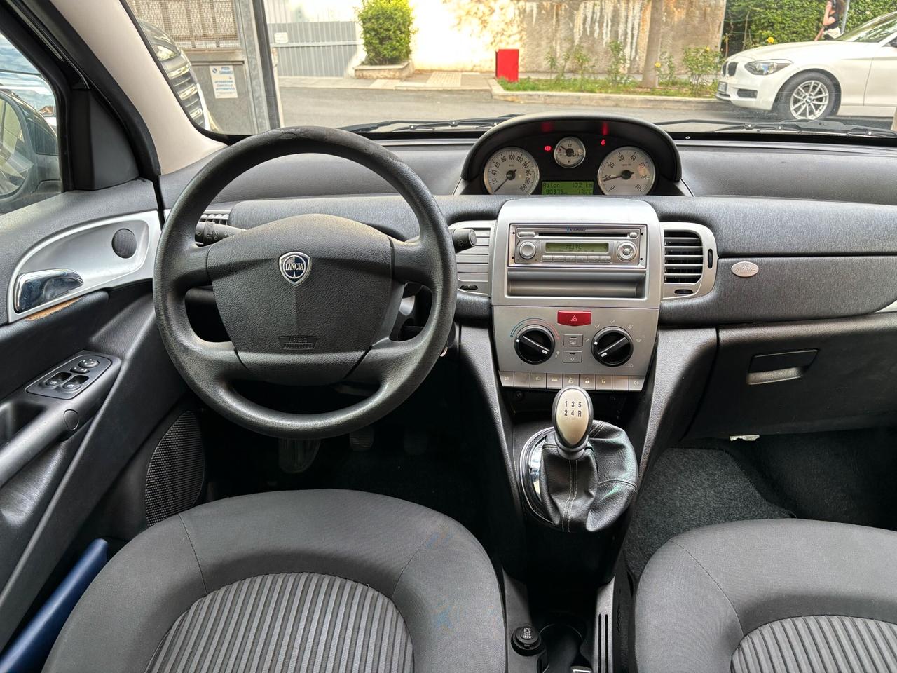 Lancia Ypsilon 1.2 69 CV Argento