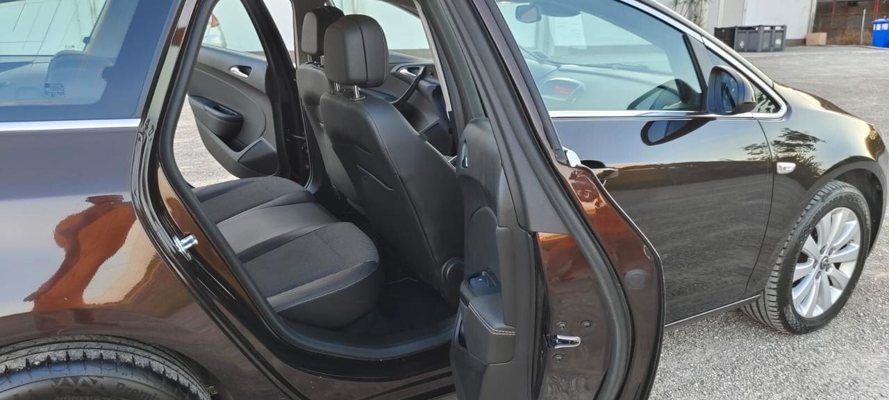 Opel Astra 1.6 CDTI 136CV EcoFLEX S&S Sports Tourer Cosmo
