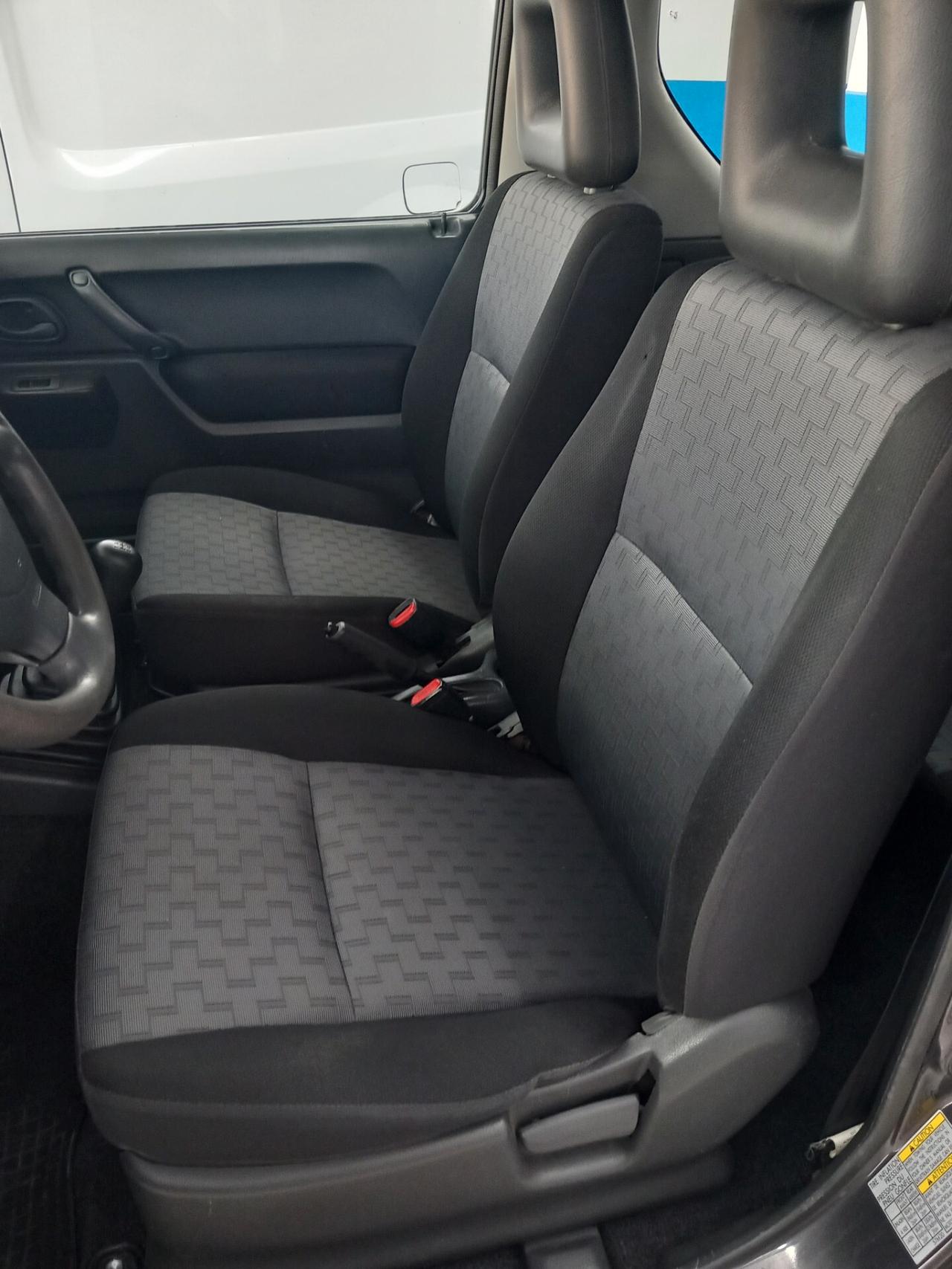 Suzuki Jimny anno 2010 1.5 DDiS cat 4WD Special km 112 mila