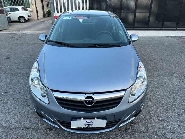 Opel Corsa 1.2 5 porte Cosmo