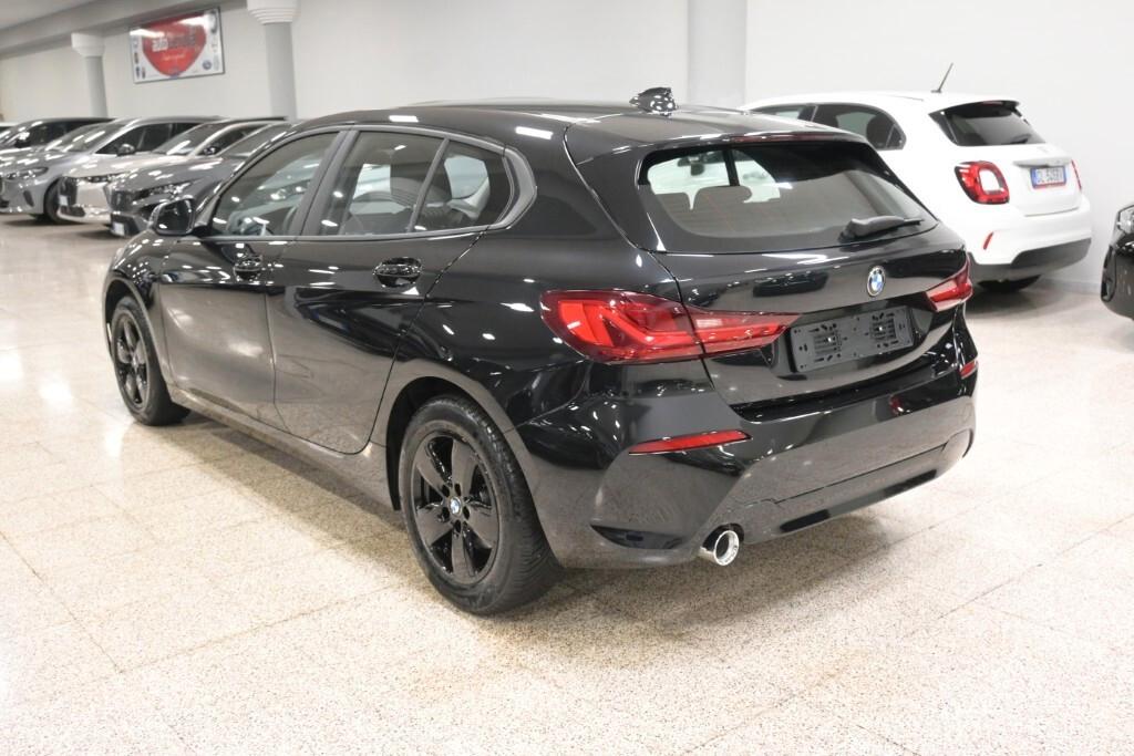 BMW 116D 6M. BUSINESS ADVANTAGE ( FARI LED - BMW DIGITAL COCKPIT - CLIMA BIZONA - PDC - NAVI - MIRROR - CRUISE )