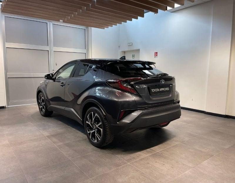 Toyota C-HR 1.8 Hybrid E-CVT Dynamic