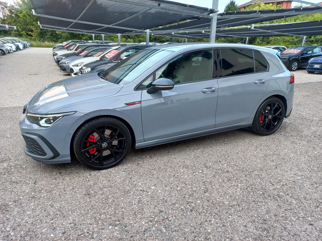 Volkswagen Golf GTI 2.0 TSI DSG