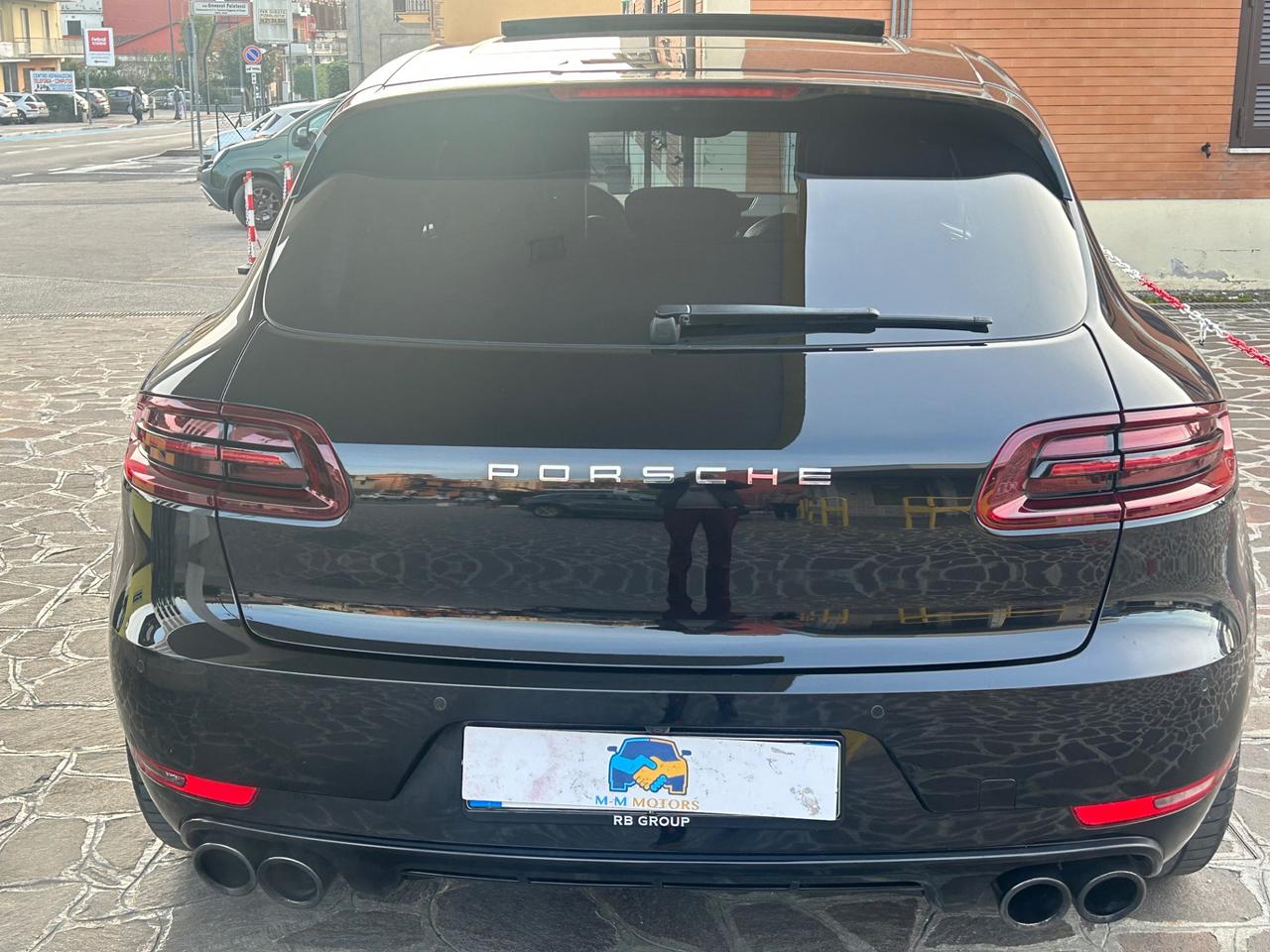 Porsche Macan turbo performance 440CV