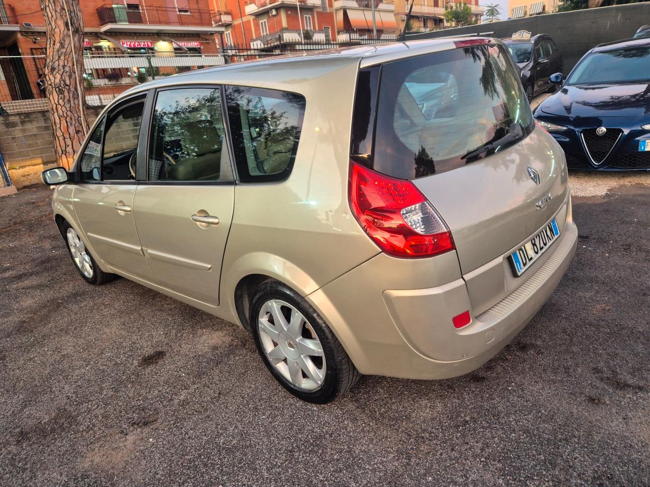 Renault Scenic Grand Scénic 1.9 dCi/130CV Serie Speciale
